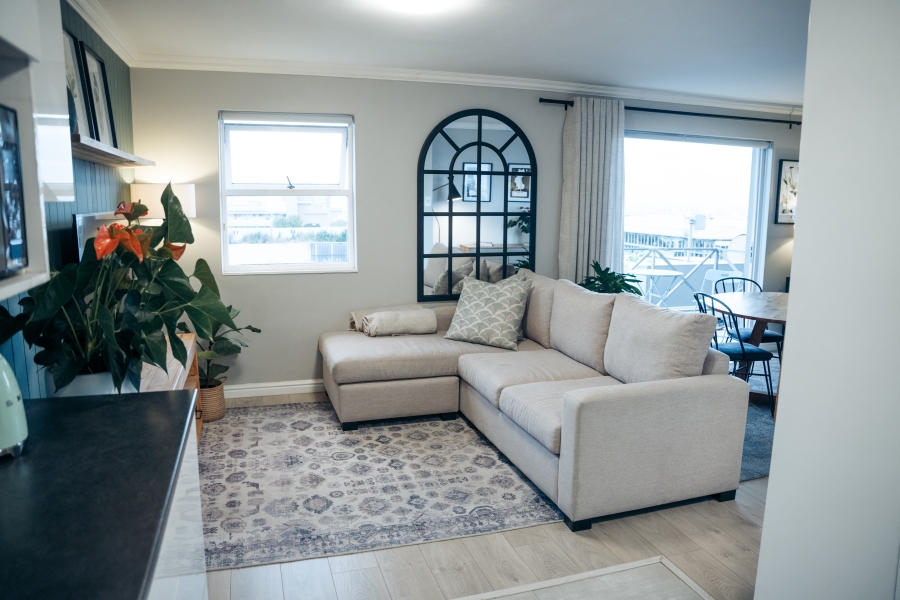 2 Bedroom Property for Sale in Green Point Western Cape